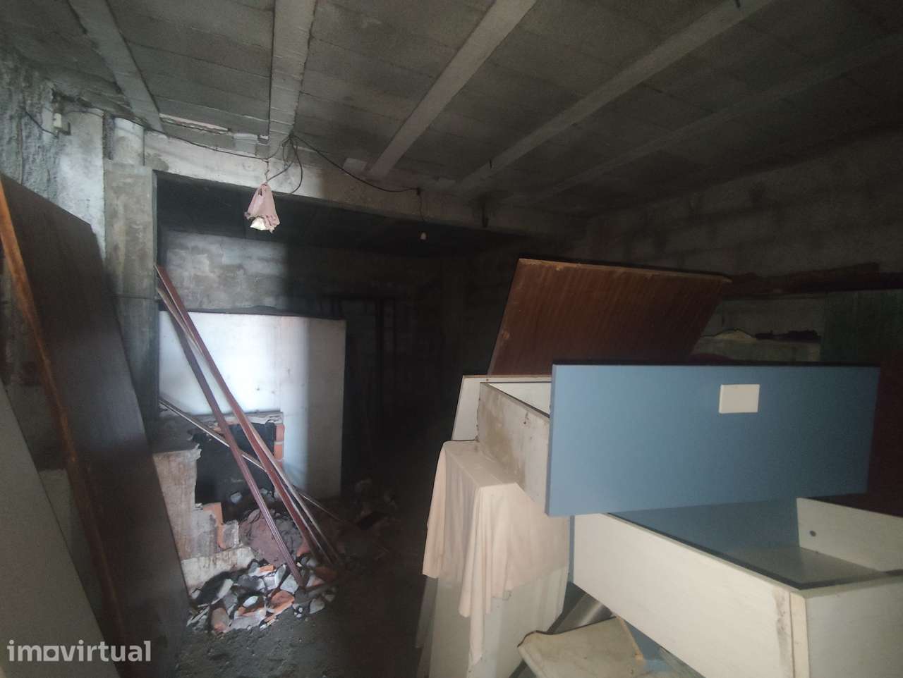 Armazém/Garagem/Habitação - Grande imagem: 3/4