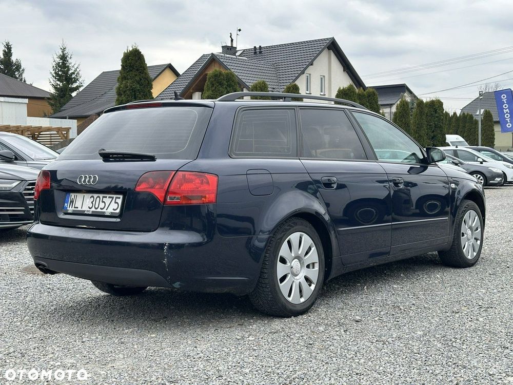 Audi A4 Avant - 10