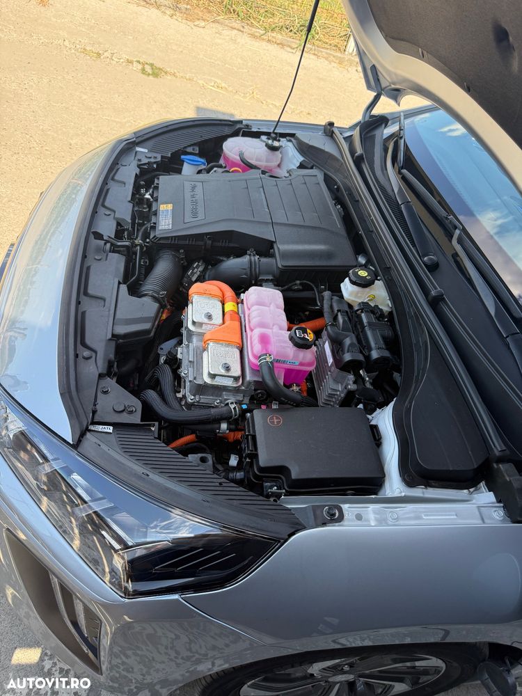 Hyundai IONIQ - 20