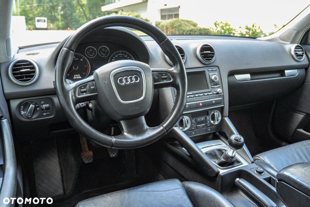 Audi A3 Sportback - 9