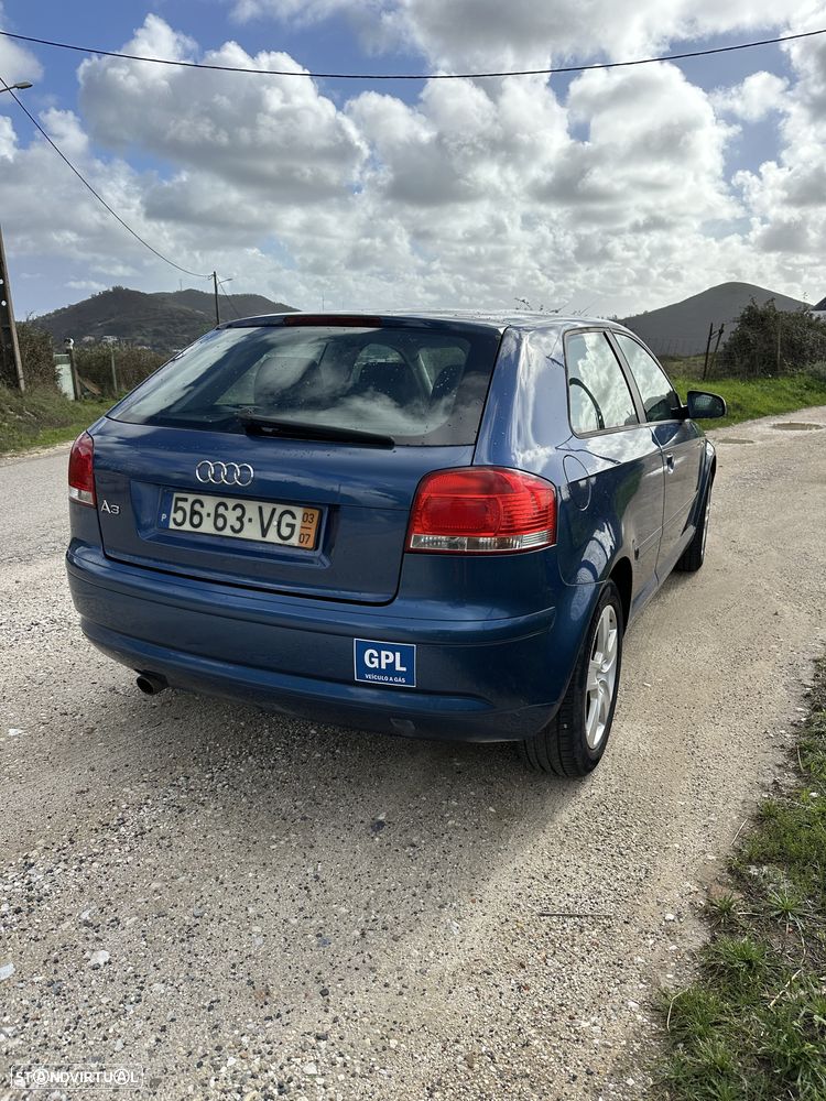 Audi A3 1.6 Sport - 2
