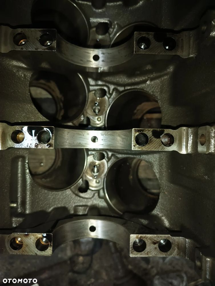 BLOK SILNIKA CITROEN C5 X7 11R 3.0 HDI DT20C - 2