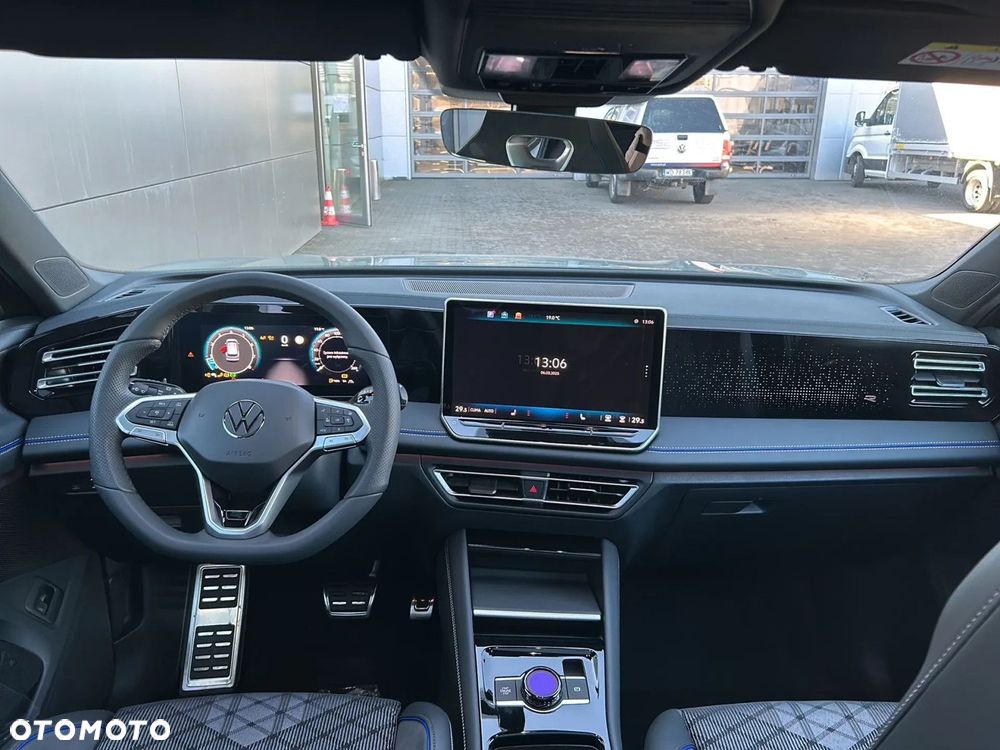 Volkswagen Tiguan - 4