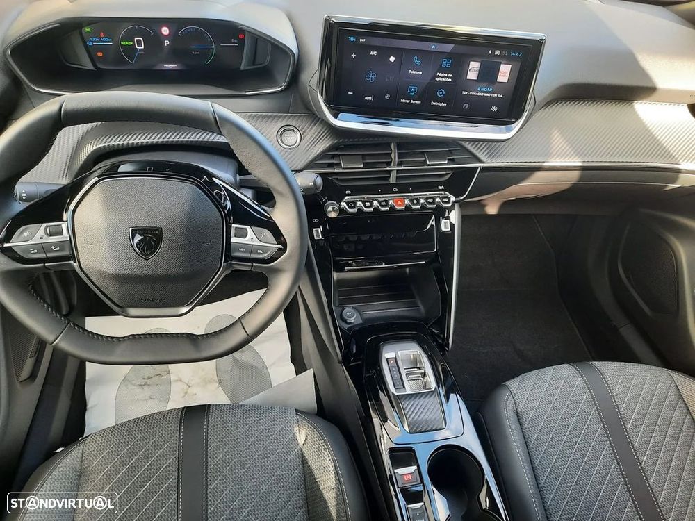 Peugeot e-2008 54 kWh Allure - 7