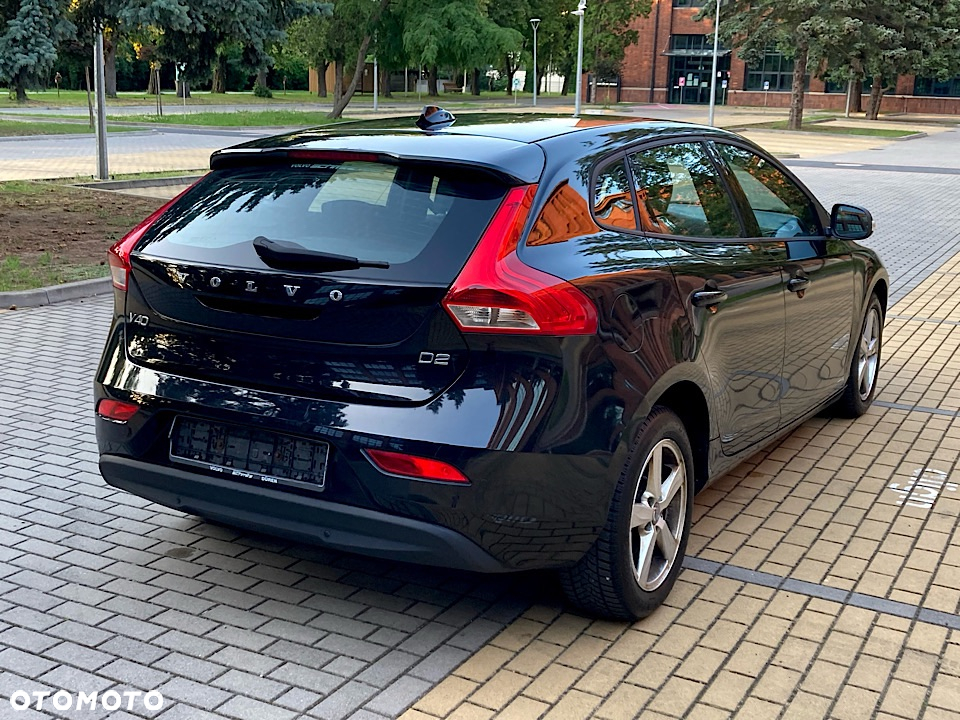 Volvo V40 - 14