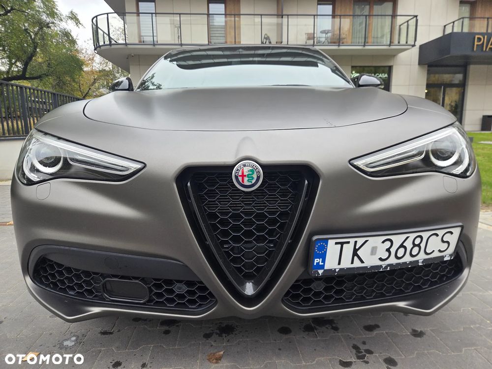 Alfa Romeo Stelvio 2.0 Turbo Veloce Q4 - 25