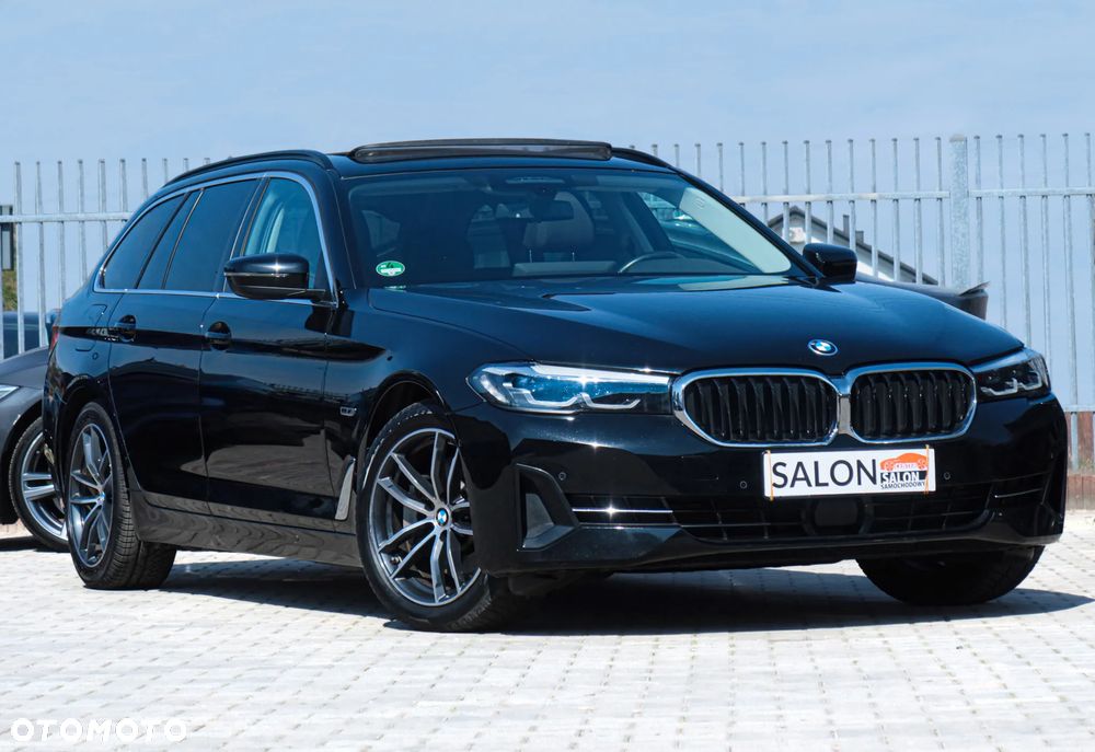 BMW Seria 5 530e sport - 31