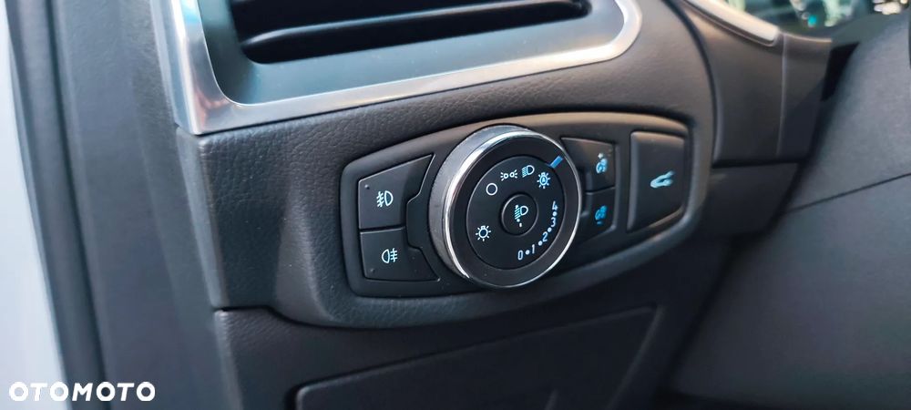Ford Edge 2.0 EcoBlue 4x4 Trend - 15
