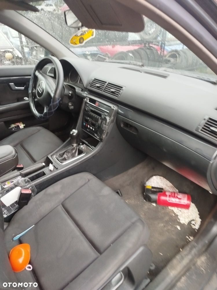 Audi A4 B6 na części. - 4