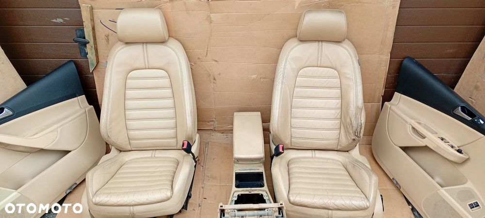Fotele kanapa boczki podłokietnik komplet skóra VW Passat B6 - 2