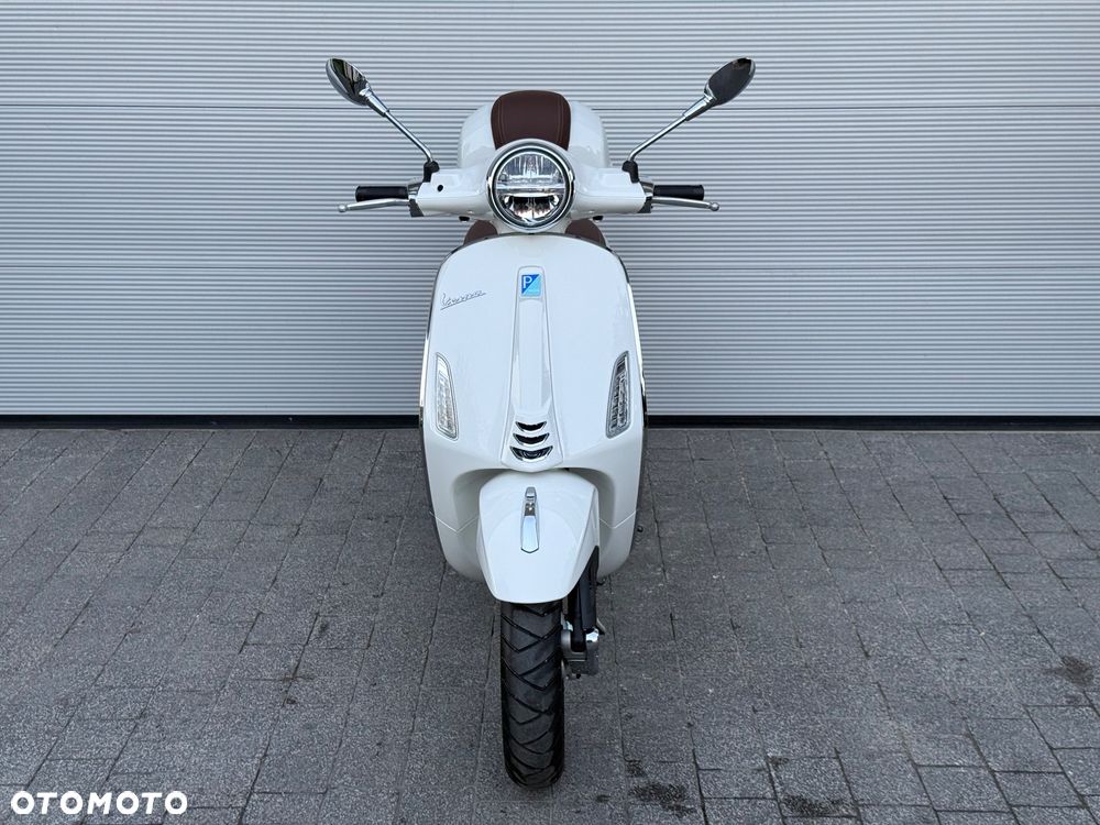 Vespa Primavera - 38