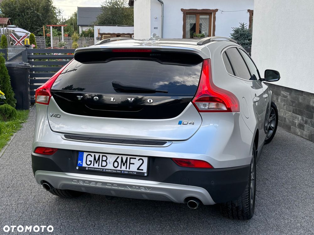 Volvo V40 - 23
