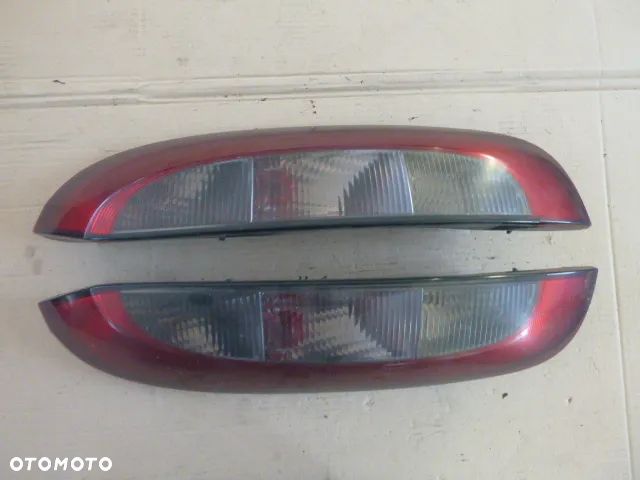 LAMPA LEWY TYŁ PRAWY TYŁ OPEL CORSA C KPL - 1