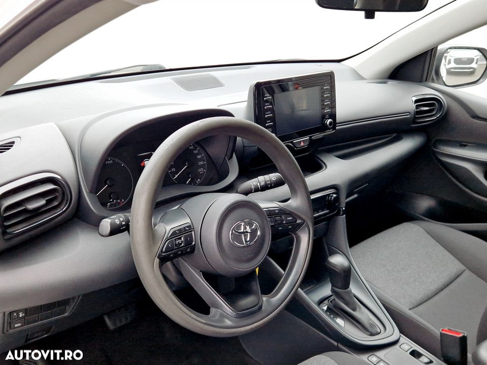 Toyota Yaris 1.5 VVT-i HSD Active - 15