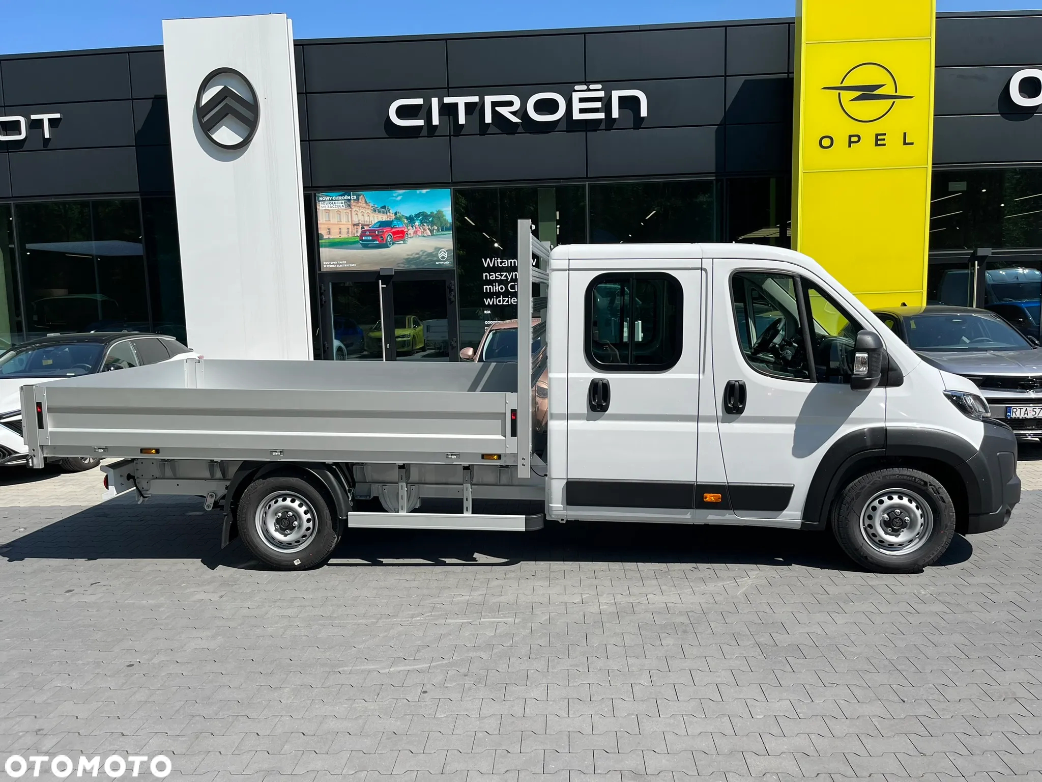 Peugeot Boxer Doka Podwójna Kabina| Skrzynia| 6 PALET|140KM MT6| Euro 6E |DMC 3.5t - 6