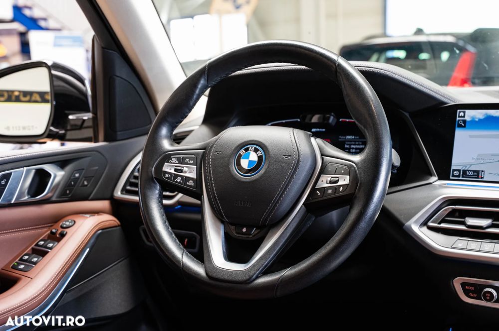 BMW X5 xDrive45e - 13