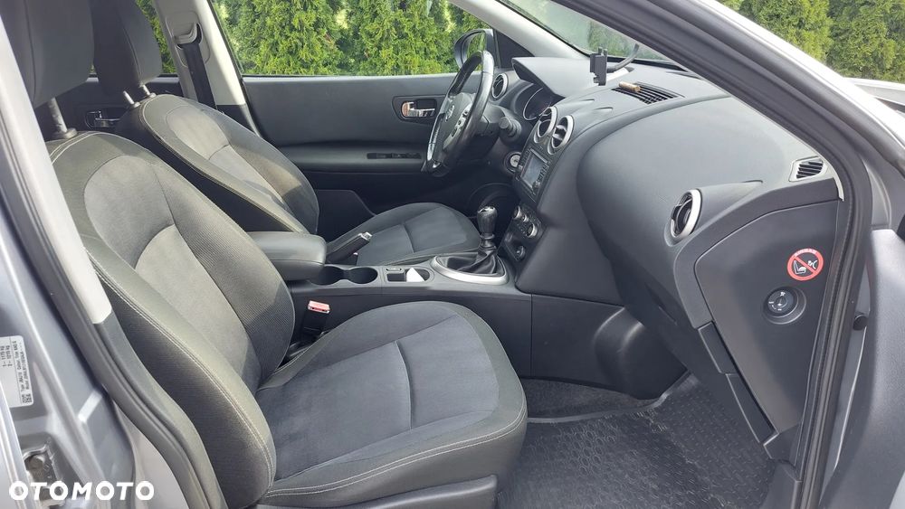Nissan Qashqai+2 - 14