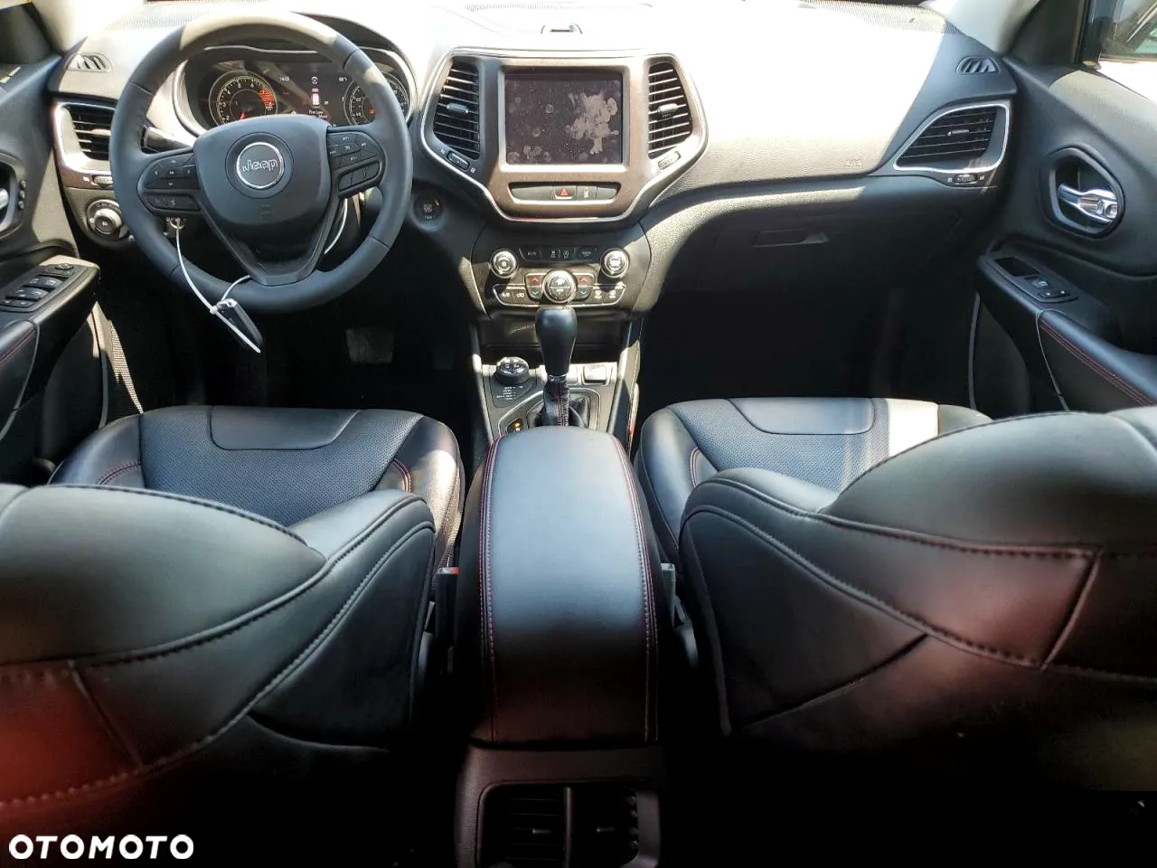 Jeep Cherokee - 9