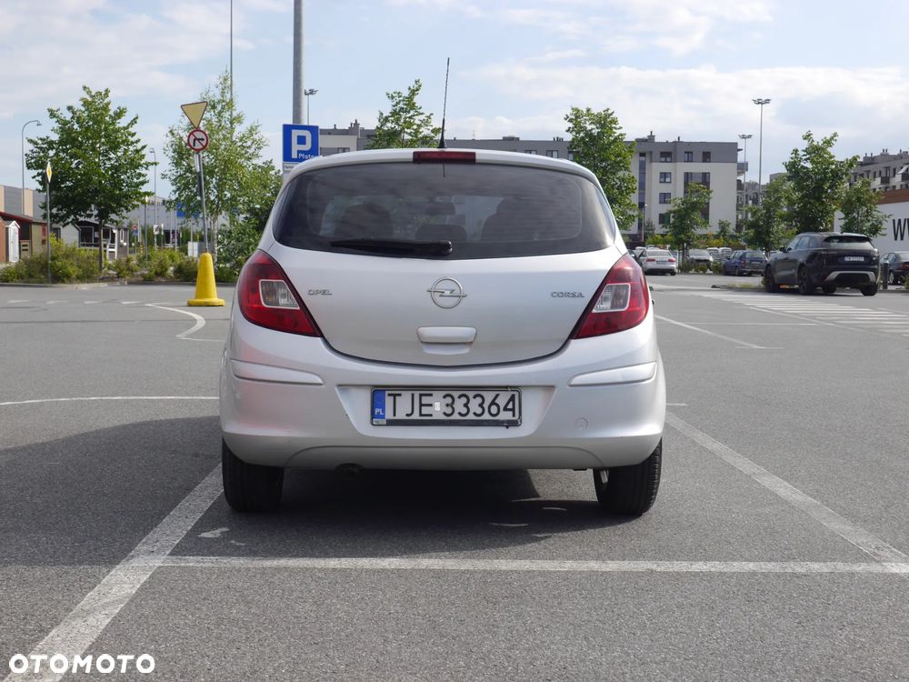 Opel Corsa 1.4 16V Enjoy - 6