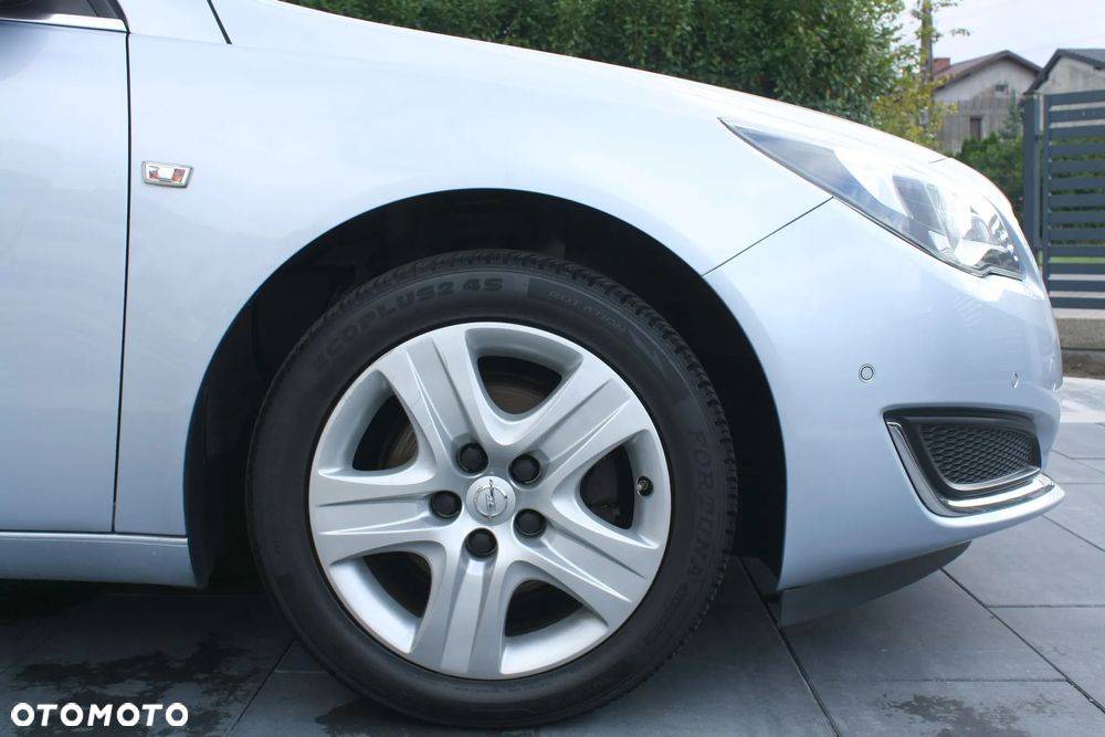Opel Insignia - 9
