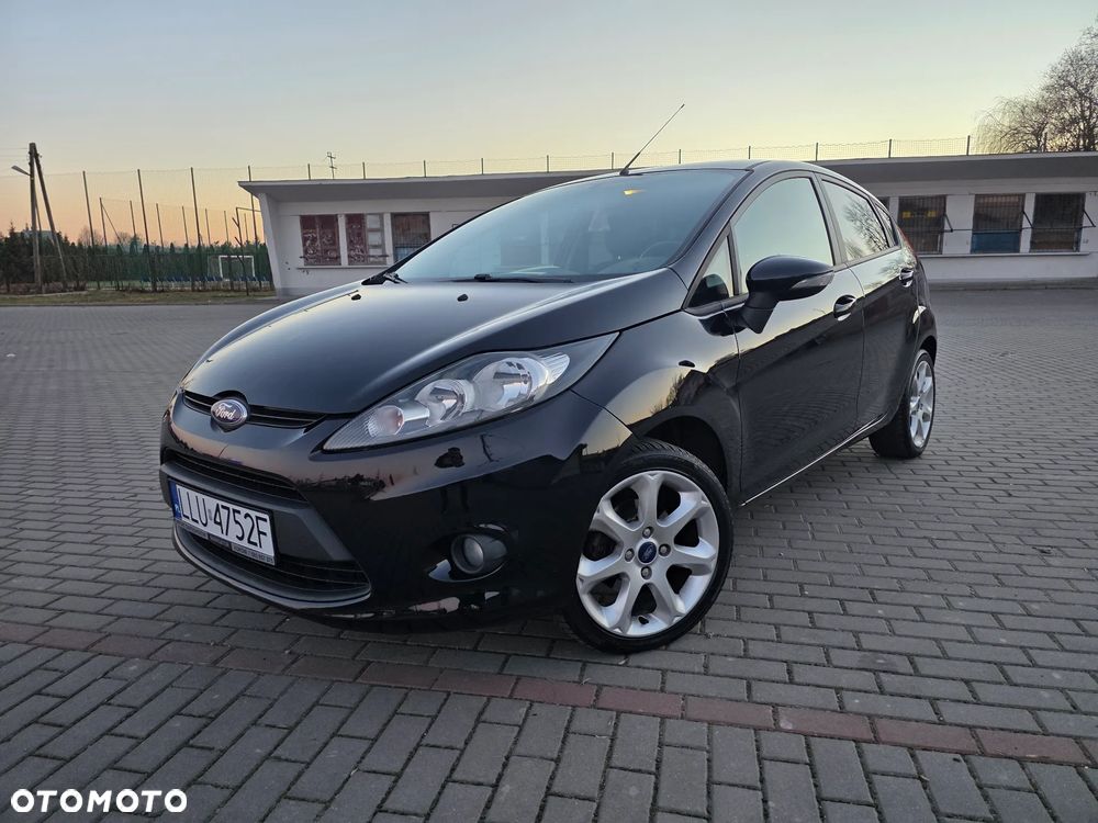 Ford Fiesta - 21