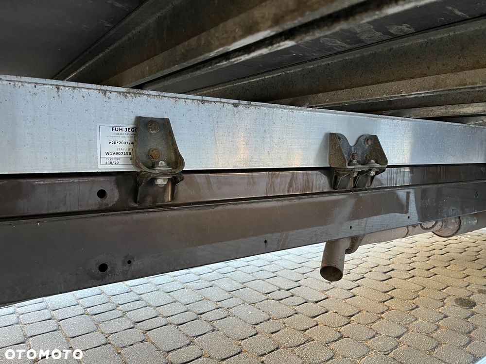 Mercedes-Benz 319 XXL - 13