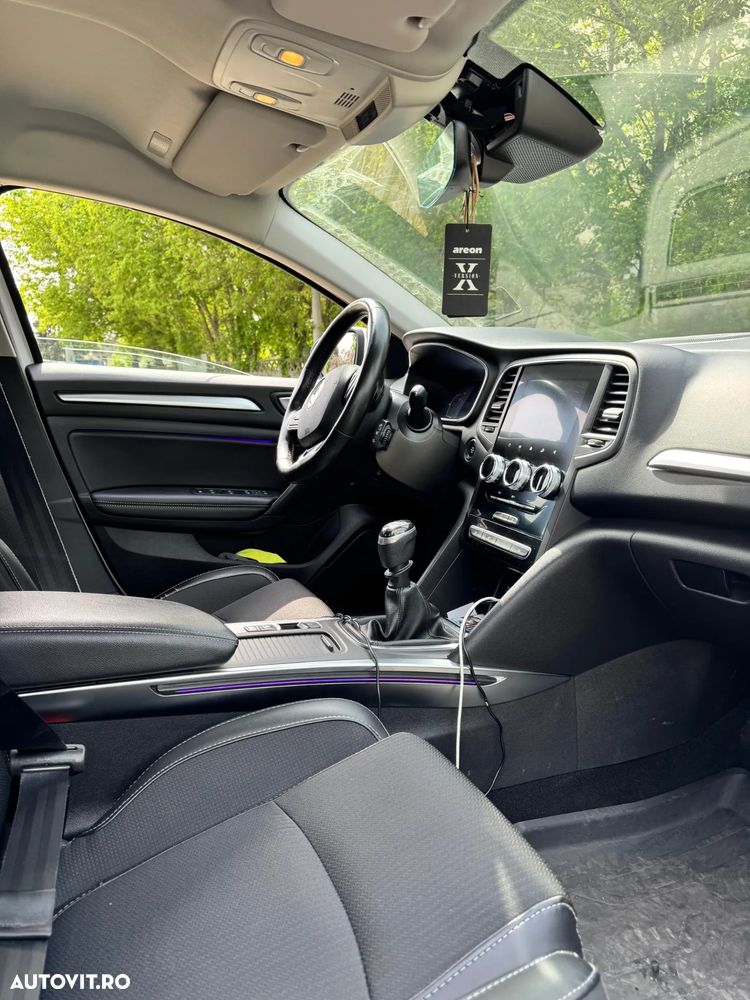 Renault Megane TCe GPF Intens - 6