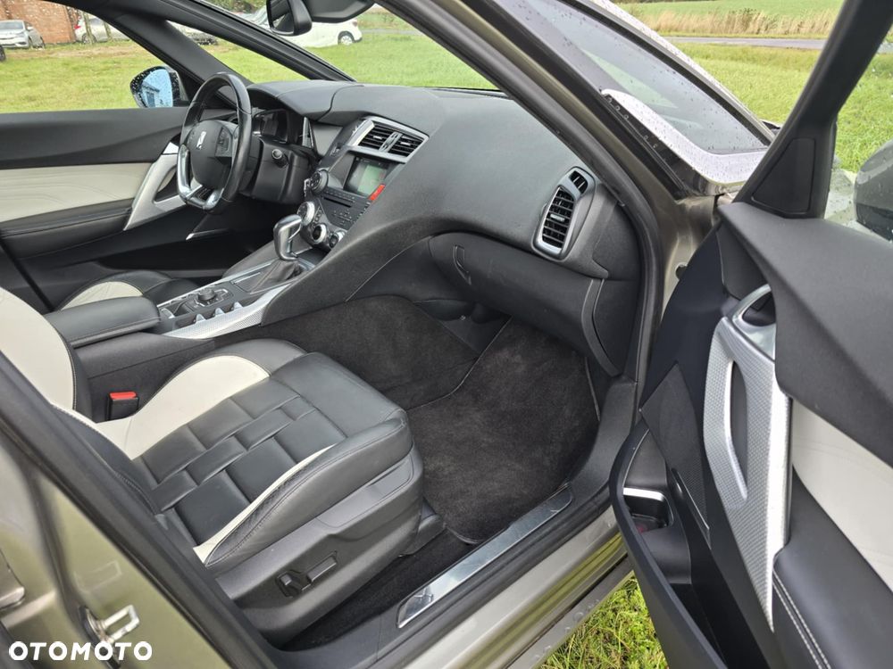 Citroën DS5 BlueHDi 180 SoChic - 13