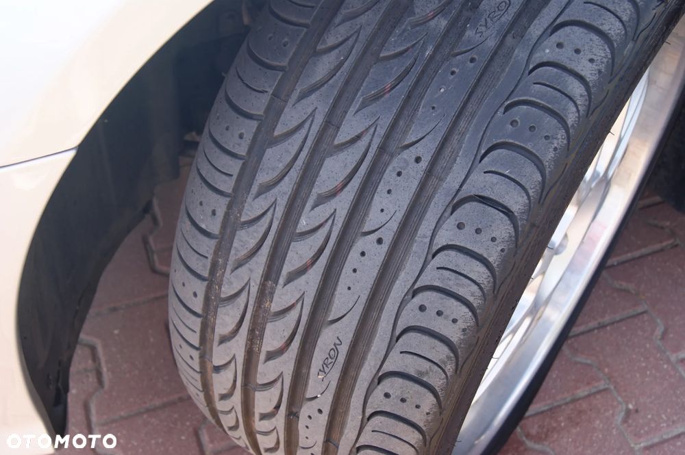 Mercedes-Benz Klasa R 500 4Matic 7G-TRONIC - 13