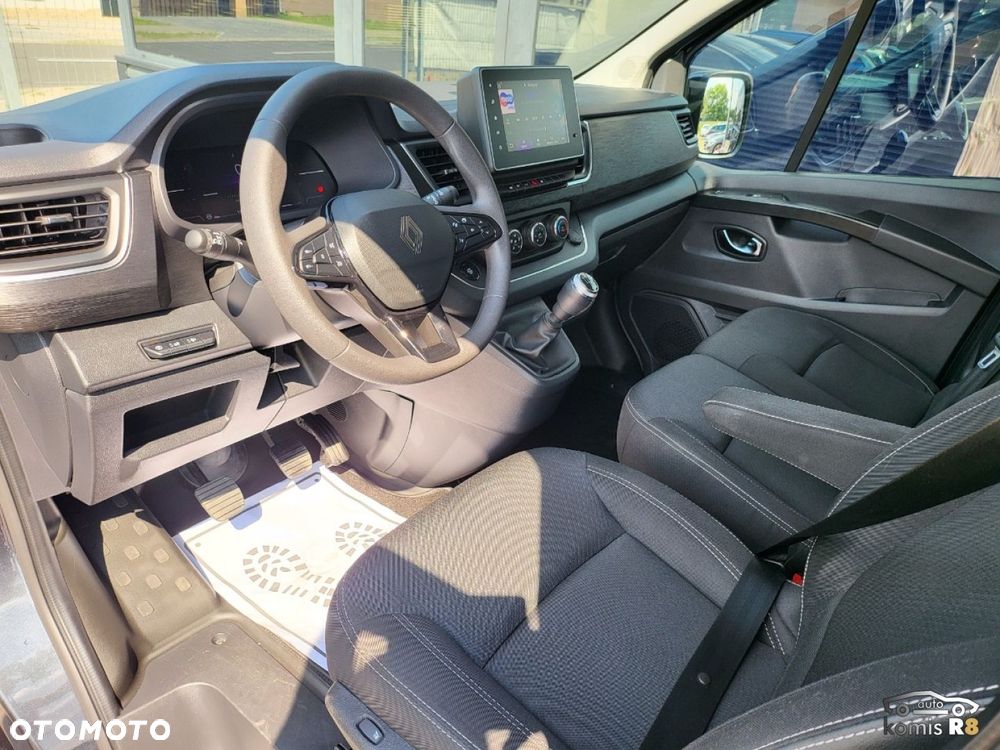 Renault Trafic - 18