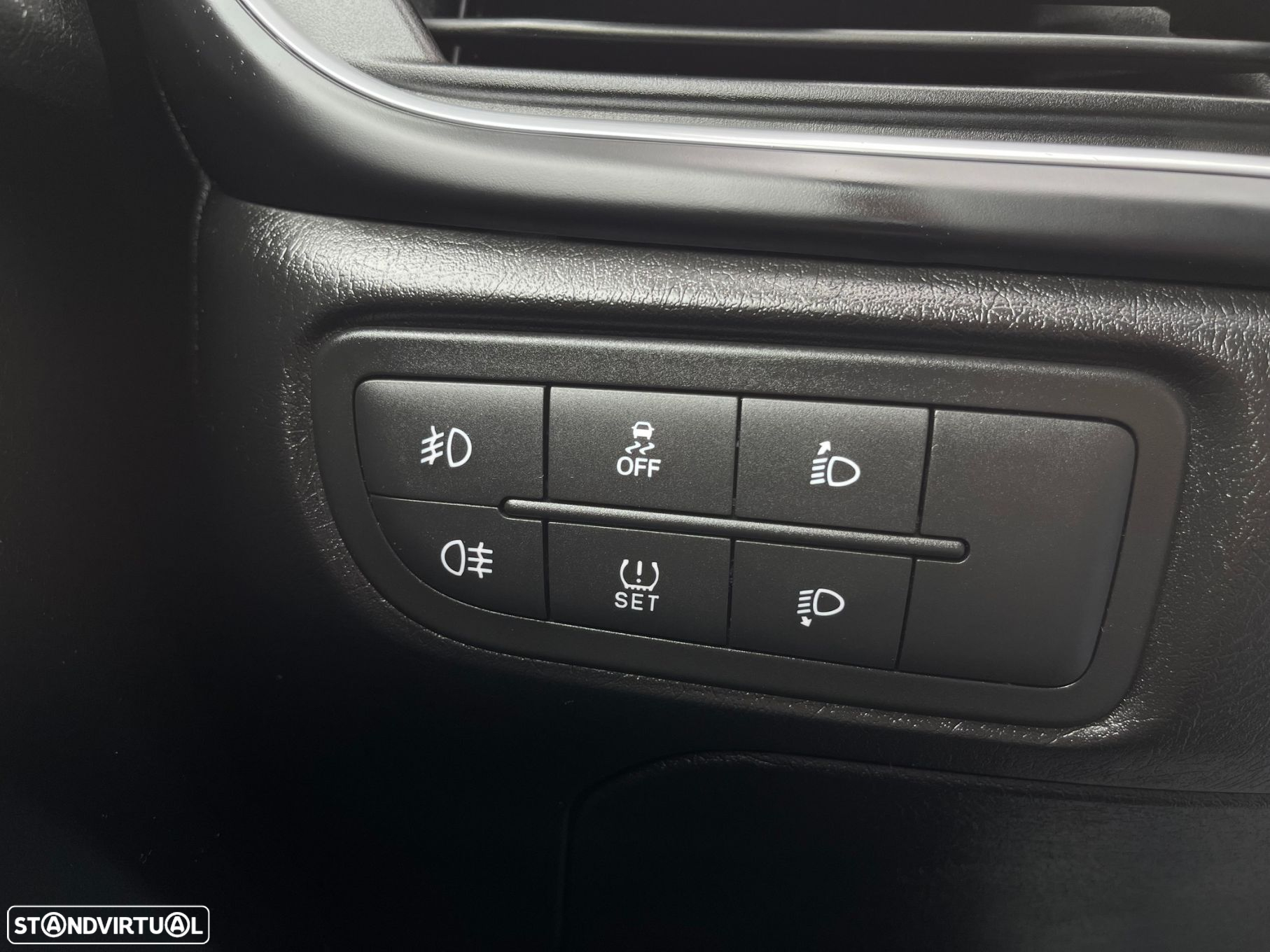 Fiat Tipo Station Wagon 1.3 M-Jet Lounge - 48