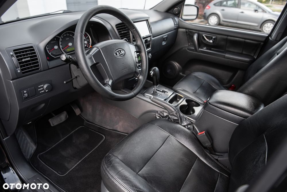 Kia Sorento - 16