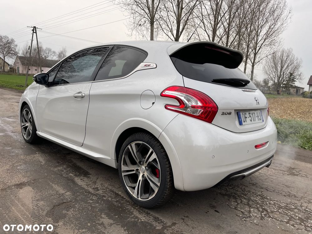 Peugeot 208 1.6 THP GTi - 7