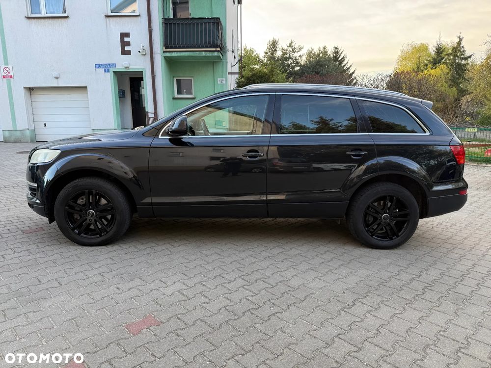 Audi Q7 - 4