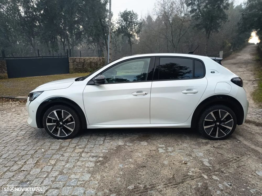 Peugeot e-208 50 kWh GT Line - 3