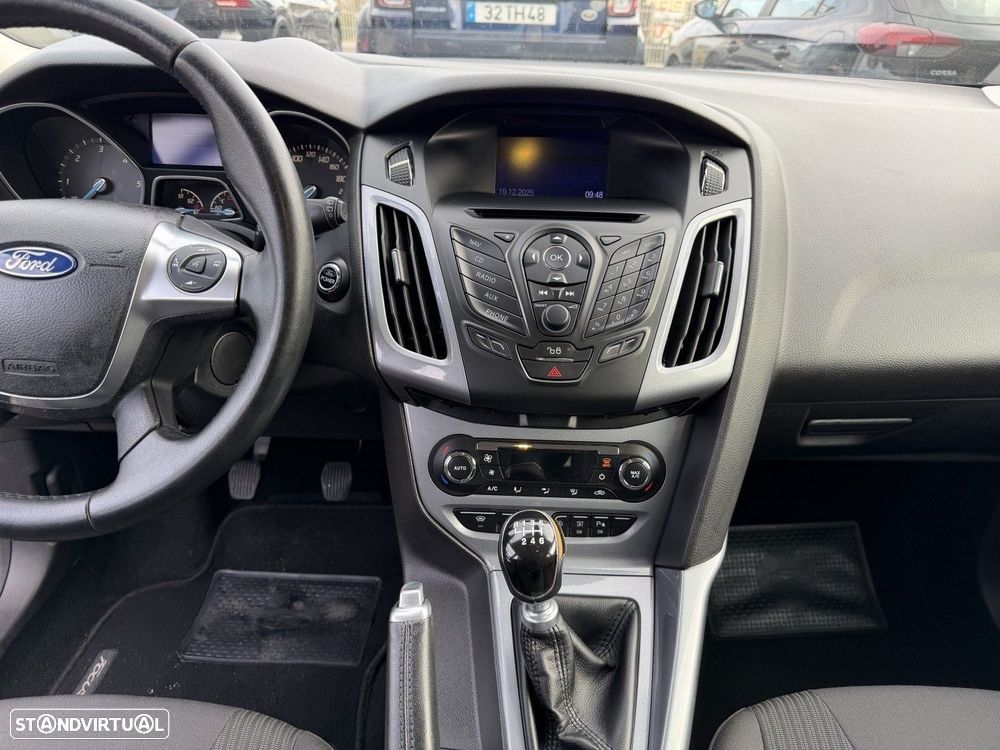 Ford Focus SW 1.6 TDCi ECOnetic 99g S&S Titanium - 11