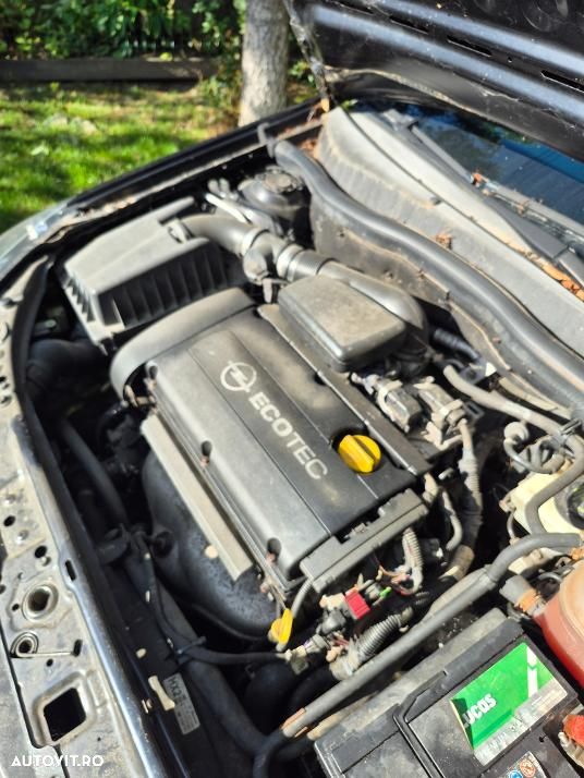 Opel Astra - 4