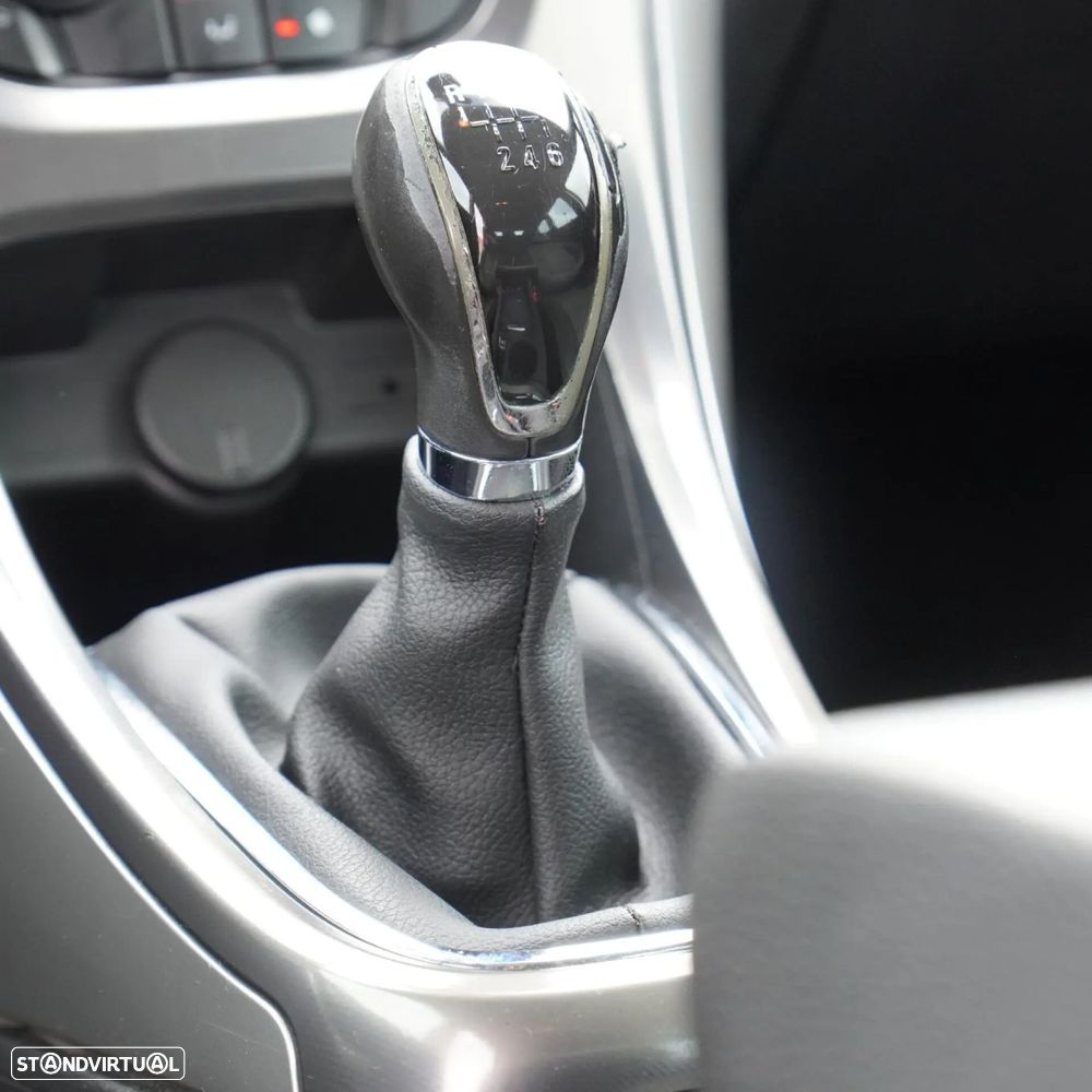 Opel Astra Caravan - 24