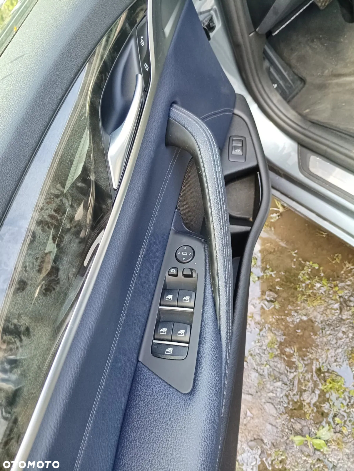 BMW Seria 5 520i - 12