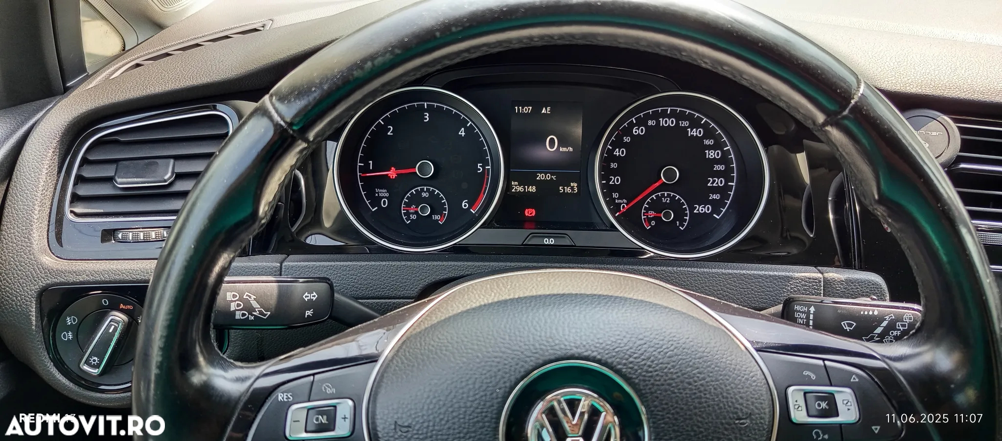 Volkswagen Golf 1.6 TDI DPF BMT Highline - 11