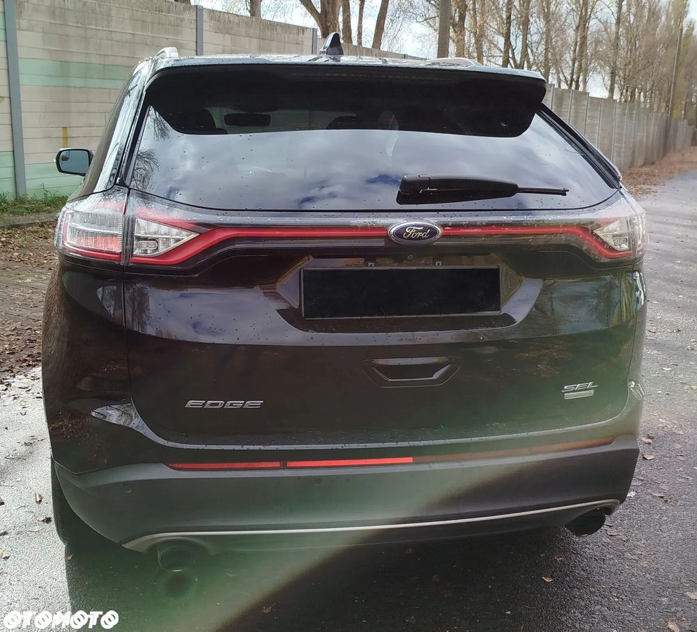 Ford Edge - 11