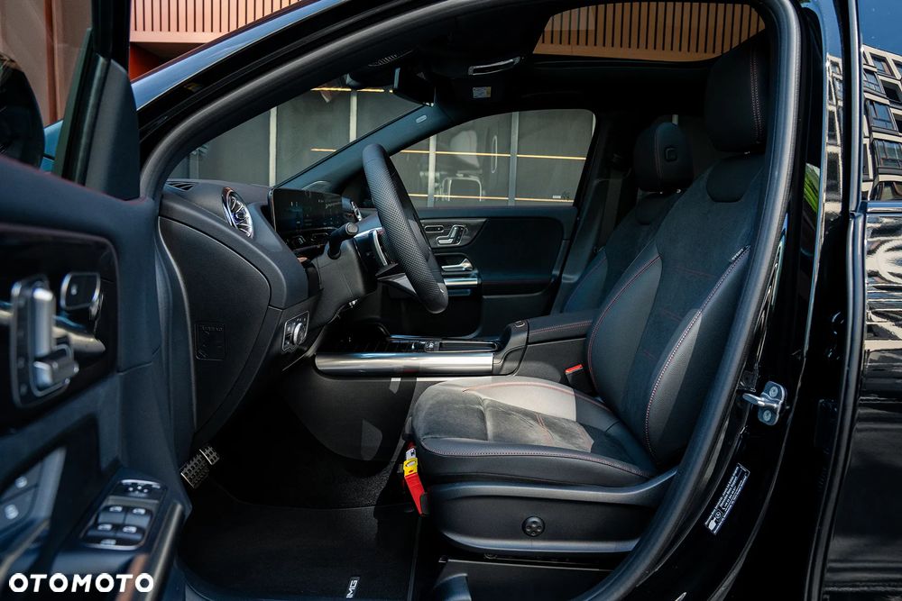 Mercedes-Benz GLA 220 mHEV 4-Matic AMG Line 8G-DCT - 28