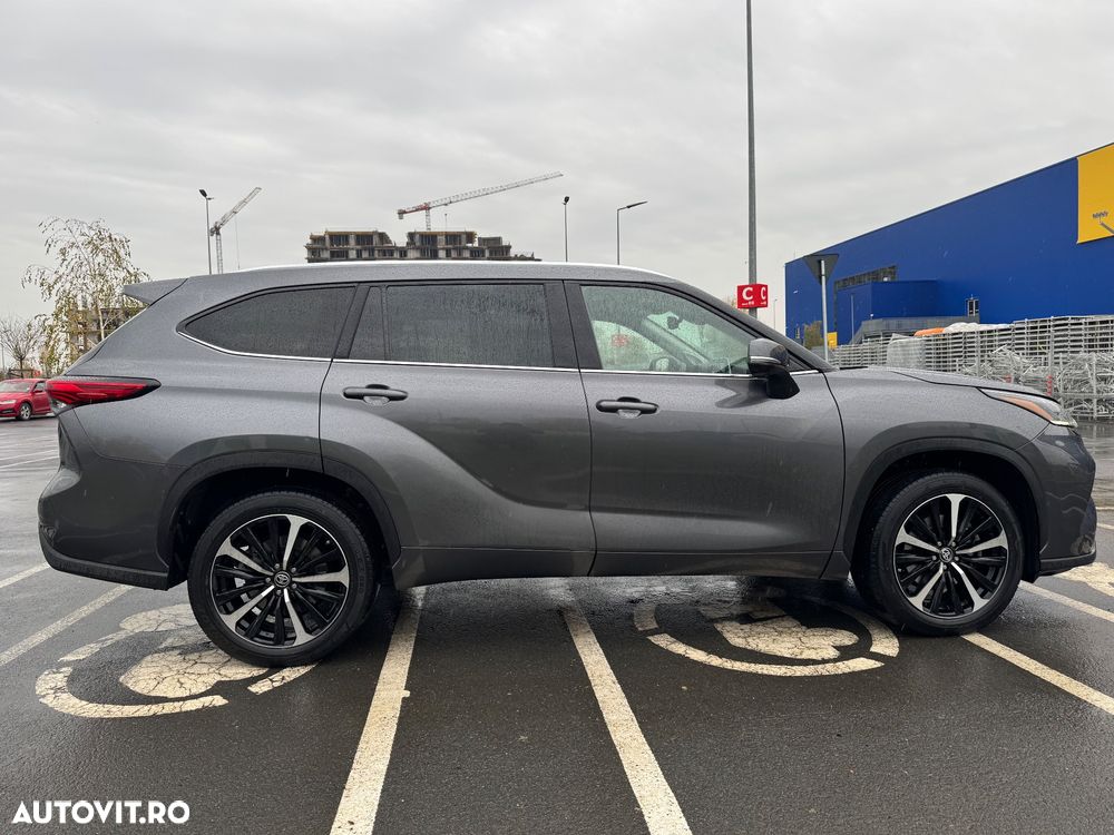 Toyota Highlander 2.5 L Hybrid Dynamic Force 248CP Luxury Pearly - 4