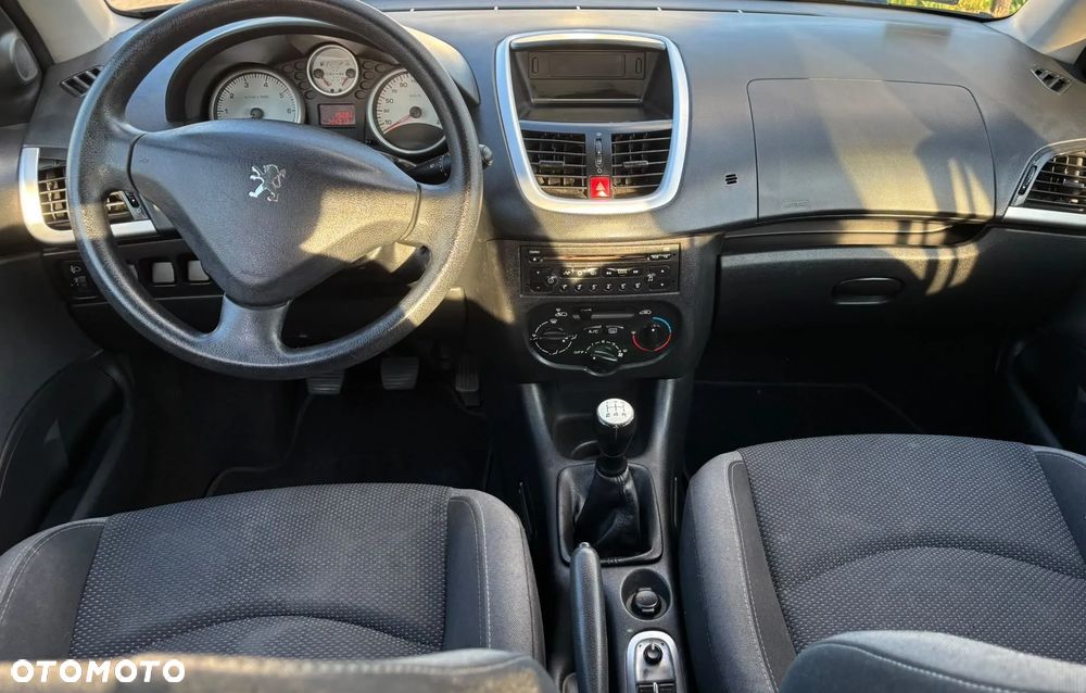 Peugeot 206 plus - 7