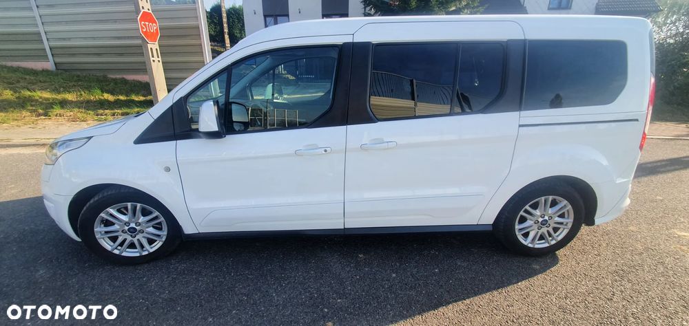 Ford Tourneo Connect Grand - 2
