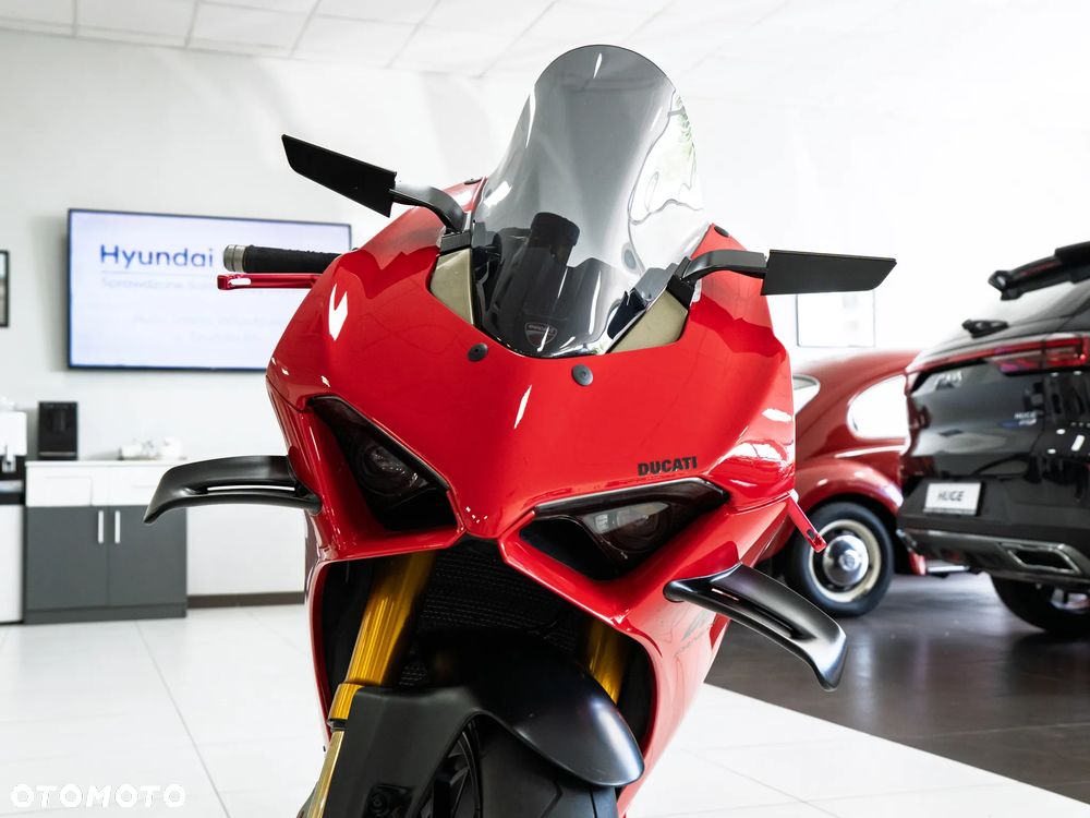 Ducati Panigale V4S - 8
