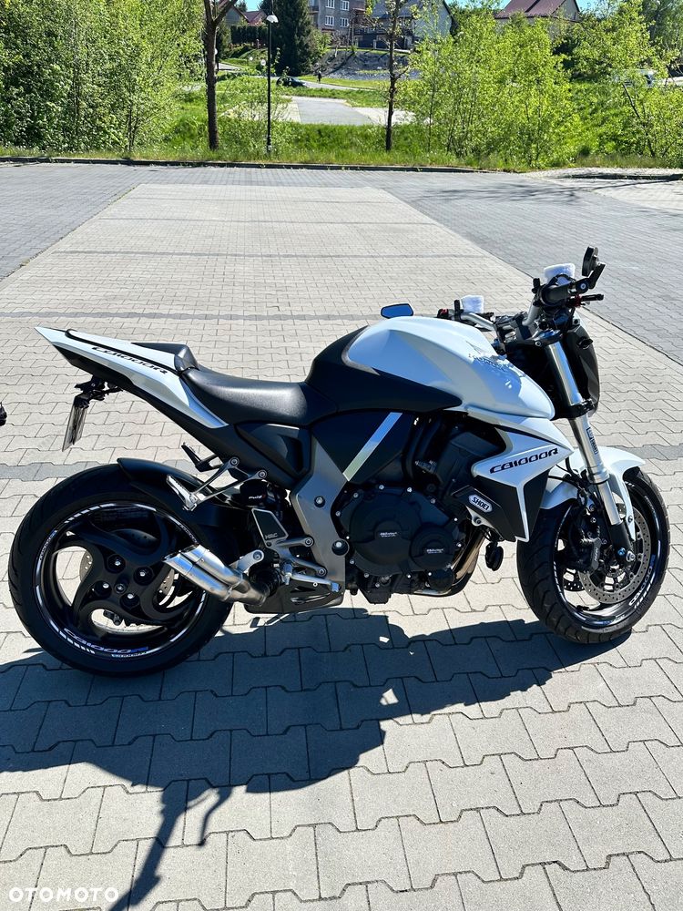 Honda CB - 2