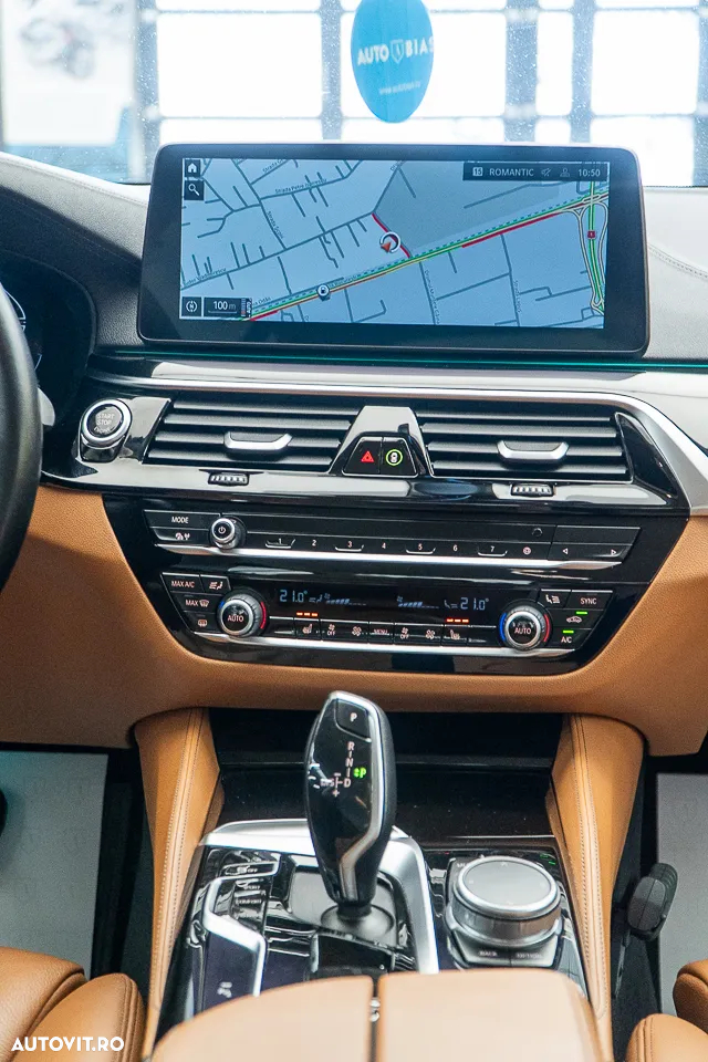 BMW Seria 5 520i AT MHEV - 4