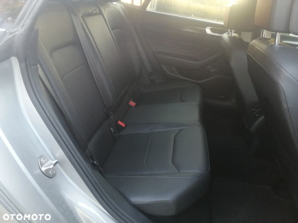 Volkswagen Arteon 2.0 TSI 4Motion R-Line DSG - 23