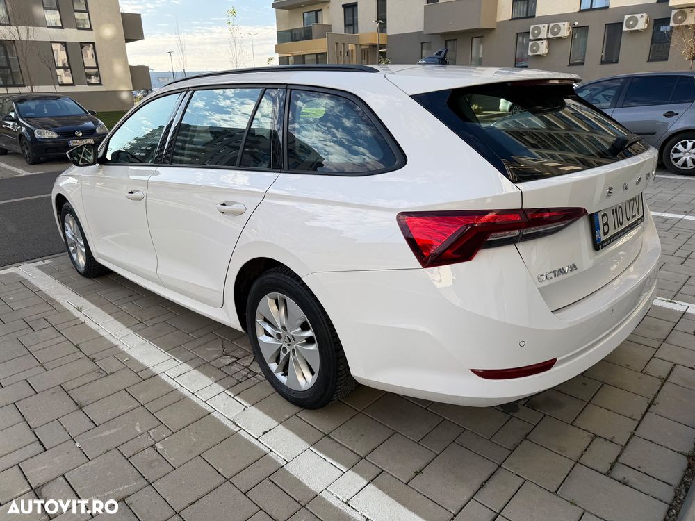 Skoda Octavia 2.0 TDI STYLE - 4
